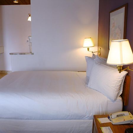Days Inn Harbor View San Diego Dış mekan fotoğraf