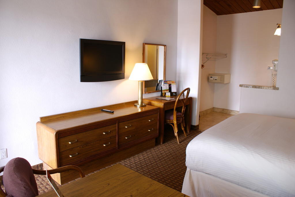 Days Inn Harbor View San Diego Dış mekan fotoğraf