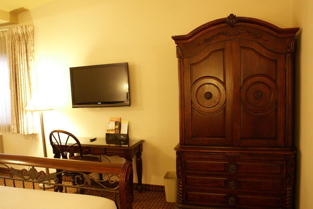 Days Inn Harbor View San Diego Dış mekan fotoğraf