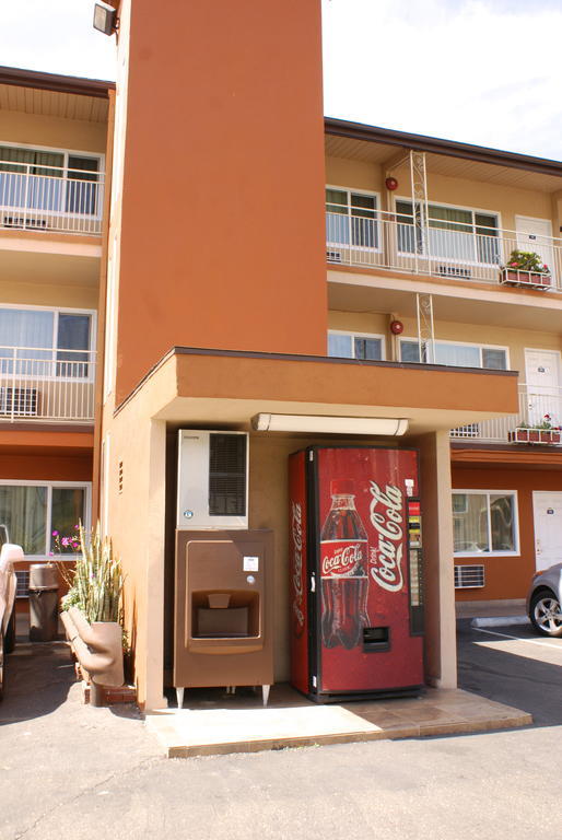 Days Inn Harbor View San Diego Dış mekan fotoğraf