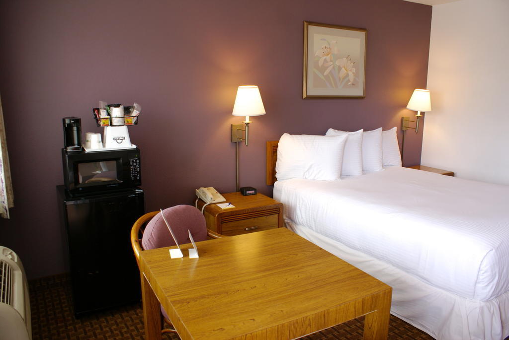 Days Inn Harbor View San Diego Dış mekan fotoğraf
